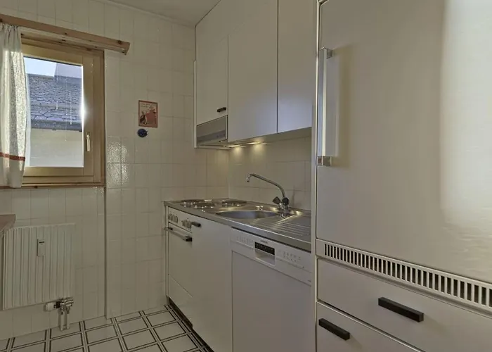 Chesa Bursella - Apartamento Madulain