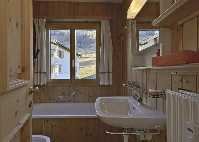 Chesa Bursella - Apartamento Madulain